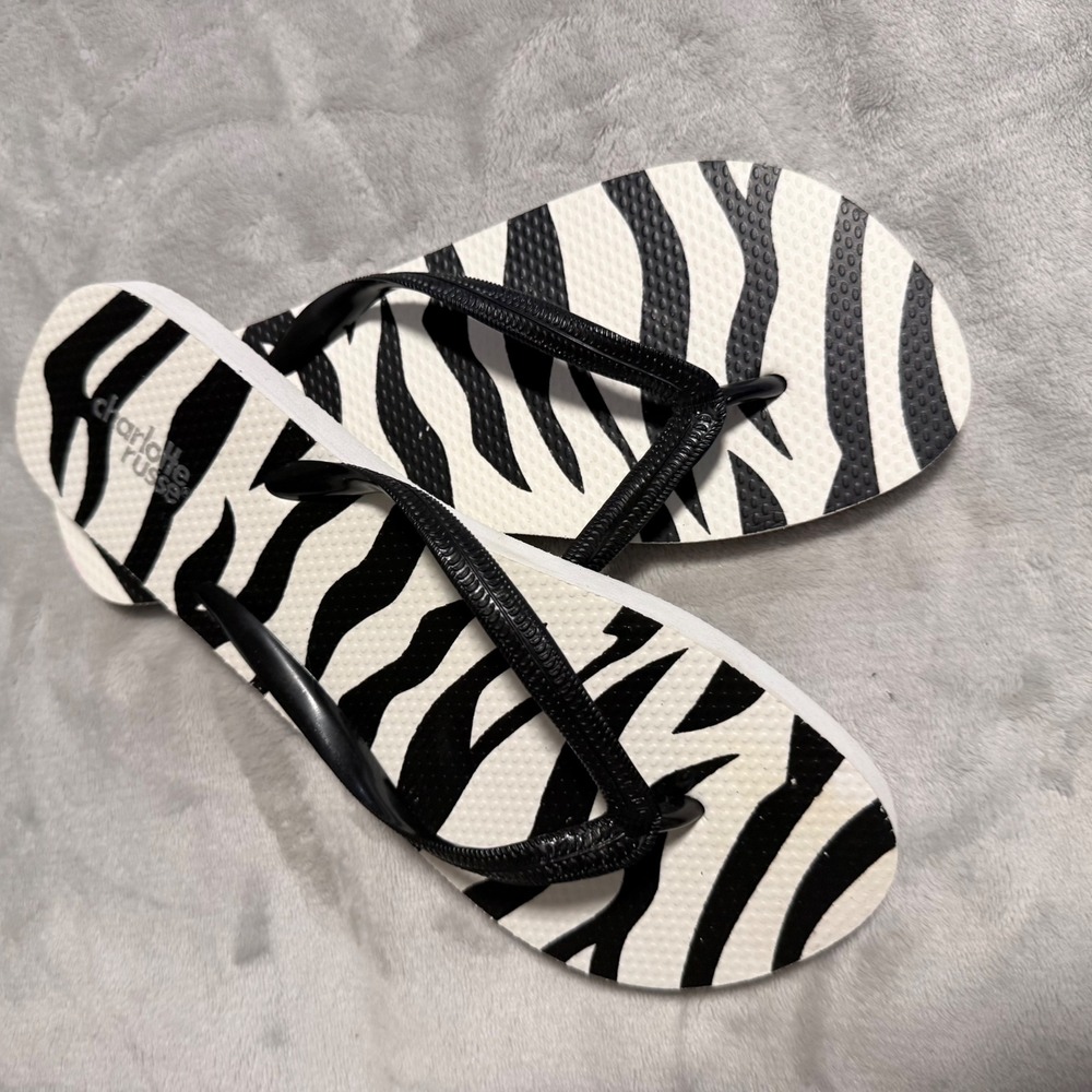 Charlotte Russe Zebra Print Flip Flops Black White‎ Sandals Womens 7 8 NWOT